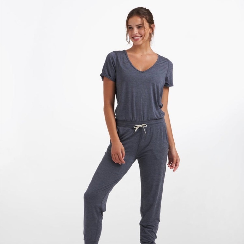 Vuori all day blue jumpsuit size M